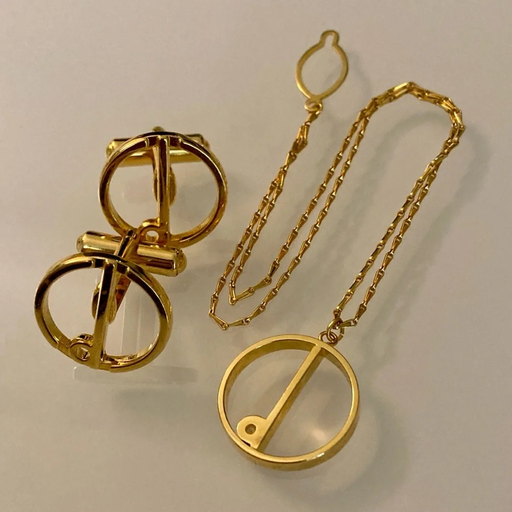 Dunhill Gold Circular Toggle Cufflinks
